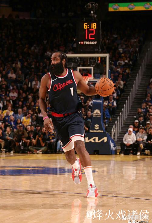 斯潘塞砍下生涯新高27分,快船沦为背景 斯潘塞砍下生涯新高27分,快船沦为背景